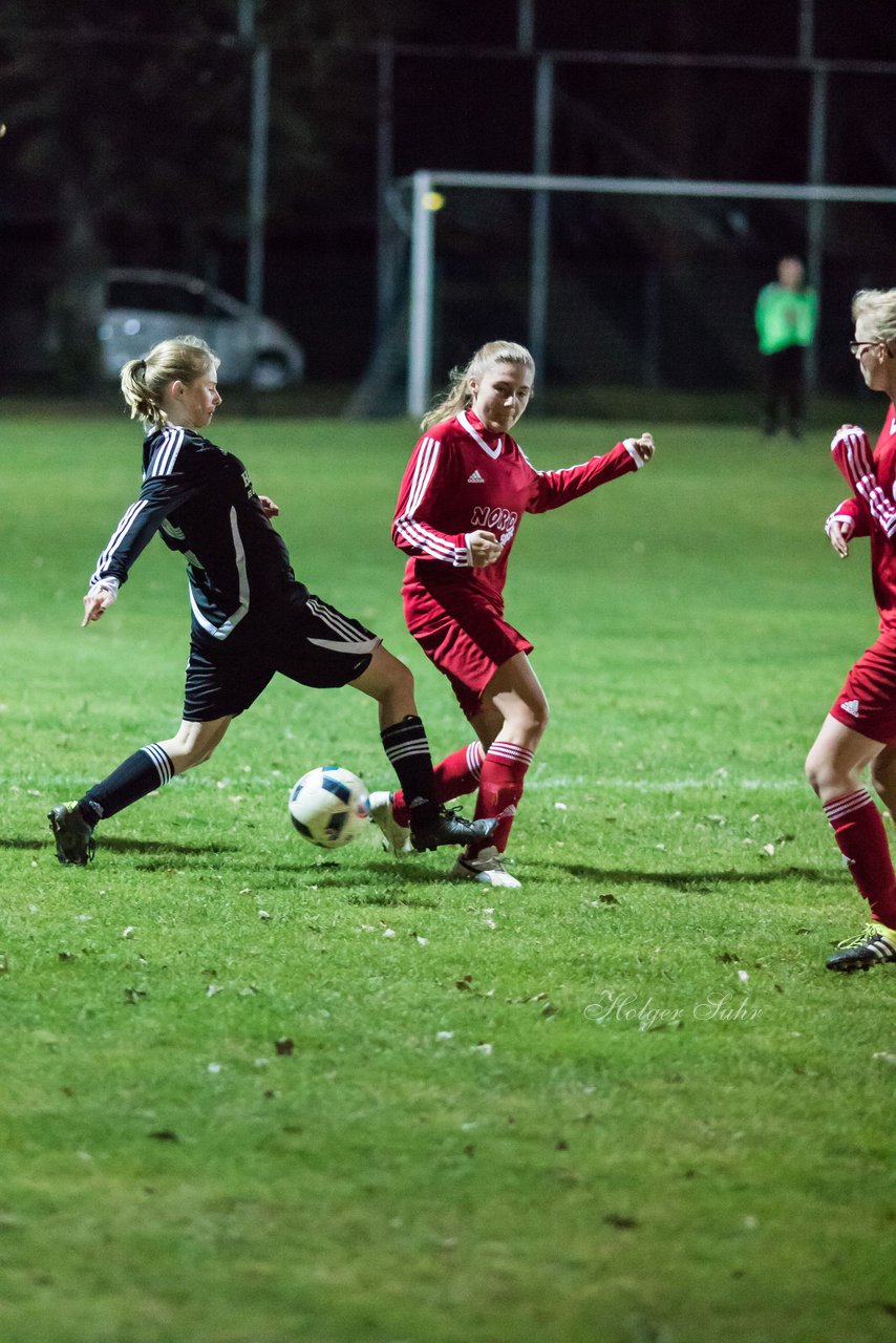 Bild 203 - Frauen SG Krempe/ETSV F. Glueckstadt - TSV Heiligenstedten : Ergebnis: 8:0